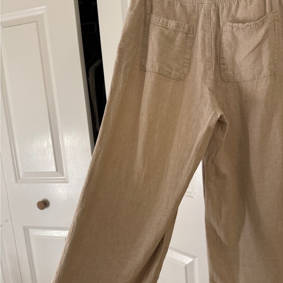 Old Navy Wide Leg Pants - Picture 6 of 6